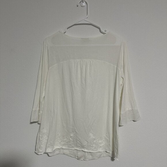 J. Jill White Scoop Neck Button Top 3/4 Sleeve Embroidered Hem Size Small - Picture 2 of 7